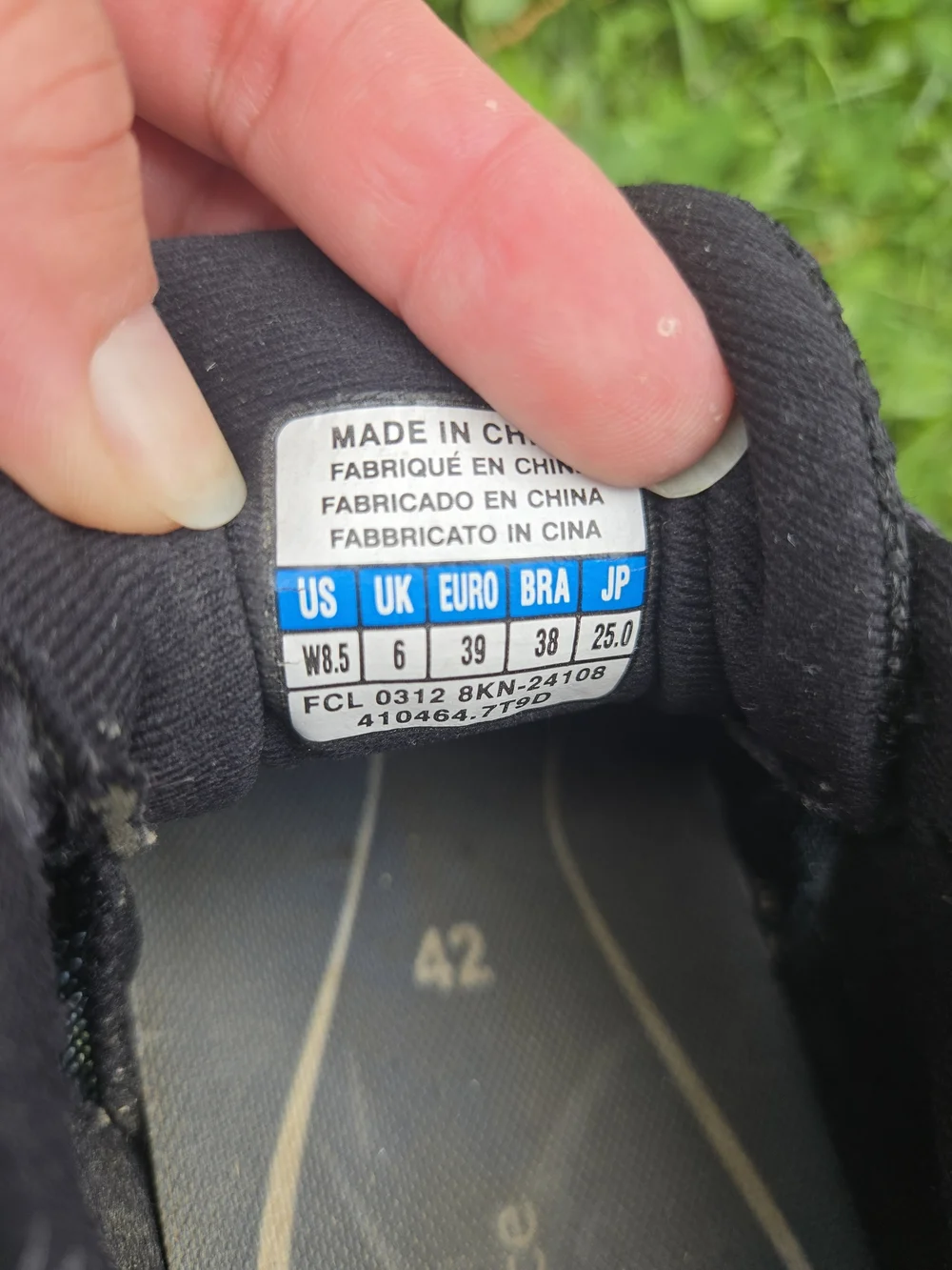 Mizuno athletic shoes